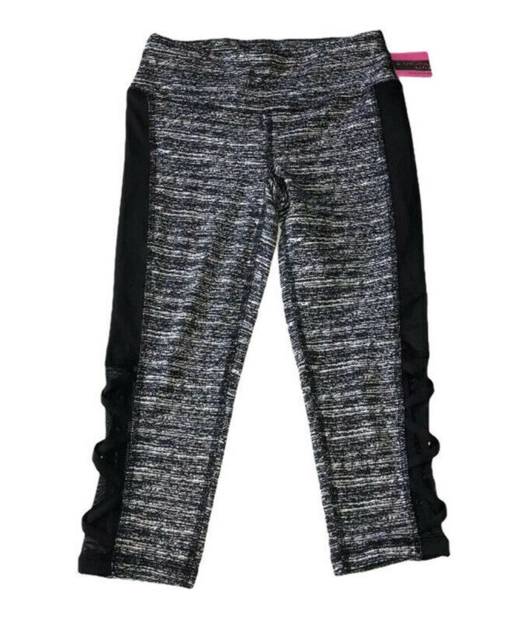 Material Girl Juniors Cropped Yoga Gym Athletic Leggings Size XS Noir Spacedye
